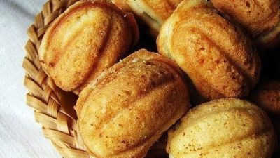 Лакомство из детства «Орешки с вареной сгущенкой»