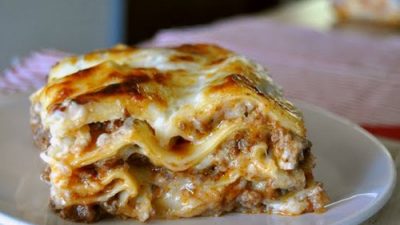 Классическая лазанья с мясным соусом