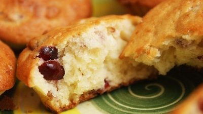 Маффины с клюквой на сметане