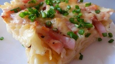 Макаронная запеканка с сыром и ветчиной в духовке