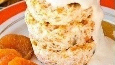 Морковно-медовые сырники с изюмом