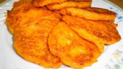 Морковные оладушки с сыром