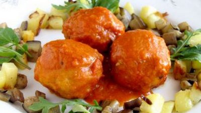 Мясные тефтели в апельсиново-томатном соусе