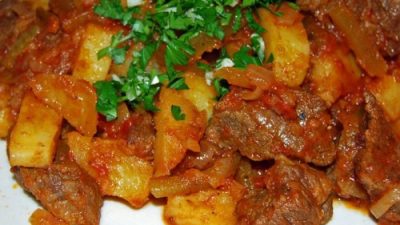 Мясо тушеное с овощами по-татарски
