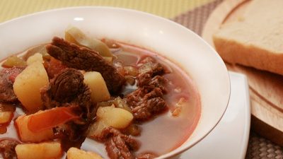 Настоящий суп-гуляш из говядины по-венгерски