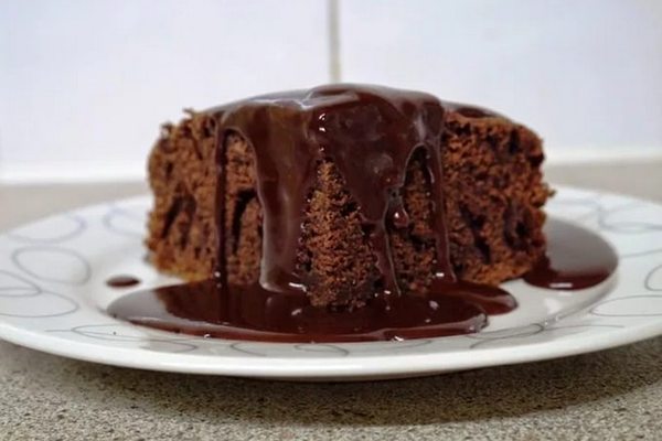 Необычное шоколадное пирожное