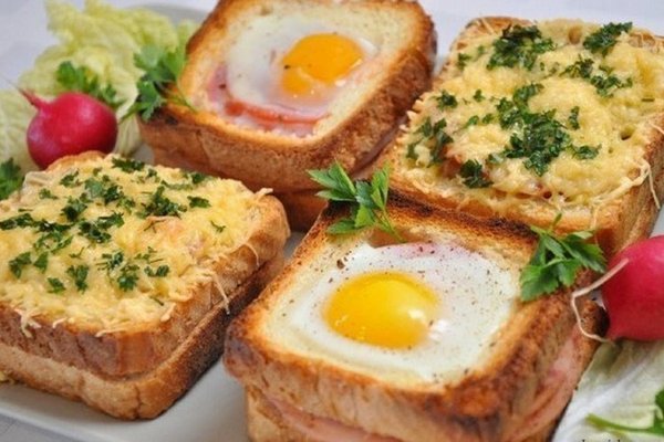Необычные бутерброды в духовке к завтраку