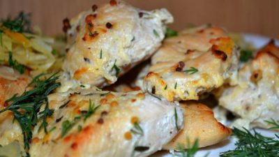 Нежная куриная грудка в кефире