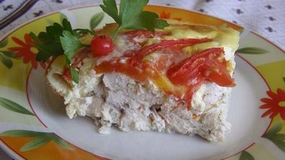 Нежная запеканка из куриного филе с помидорами