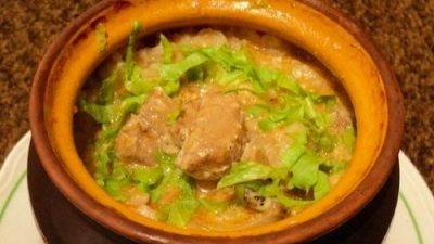Нежнейшая свинина в горшочках