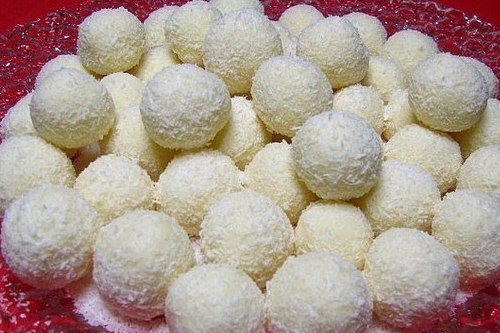 Нежные кокосовые конфеты «Рафаэлло»