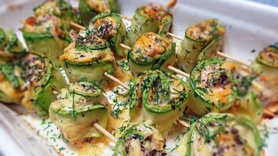 Нежные рулетики из кабачка с куриным филе