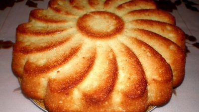 Нежный манник на кефире по-домашнему