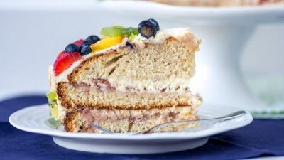 Норвежский торт с фруктами и кремом