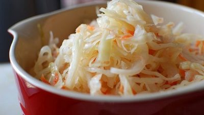 Очень быстрая закуска из капусты