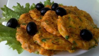 Оладушки из тыквы и колбасы по-польски