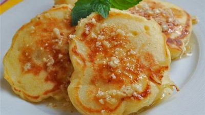 Оригинальные яблочные оладьи