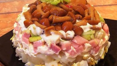 Оригинальный салат с опятами