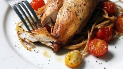 Острая куриная грудка маринованная в лимонном соке