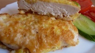 Отбивные из курицы в кляре с сыром