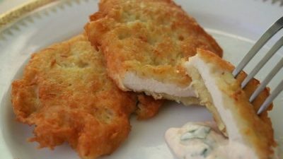 Отбивные из куриных грудок в картофельном кляре