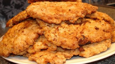 Отбивные из мясного фарша в панировке