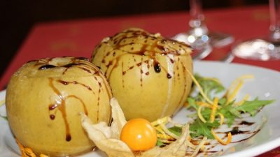 Отличные запеченные яблочки с сухофруктами