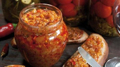 Овощная икра из баклажанов и перца