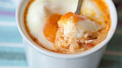 Овощной жульен с сыром и яйцом