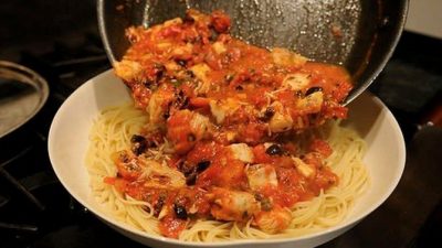 Паста с белой рыбой и каперсами