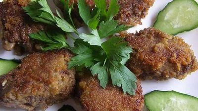 Печень индейки в вине и сухарях