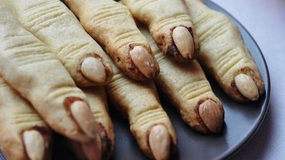 Печенье «Пальчики из фильма ужасов»