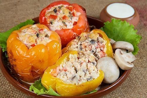 Перцы фаршированные рисом и грибами - Пошаговый рецепт с фото. Вторые блюда. Блюда из овощей