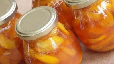 Персиковое варенье с лимоном и корицей
