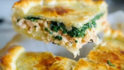 Песочный пирог с семгой и брынзой