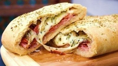 Пицца-рулет «Стромболи» с салями