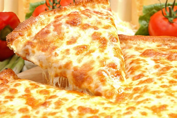Пицца с сыром по-домашнему