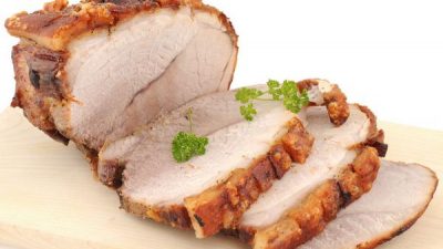 Пикантная буженина с чесноком