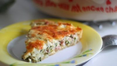 Пирог с ветчиной и свежей зеленью