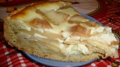 Пирог «Яблоки на снегу» со сметанным кремом