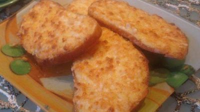 Популярные гренки с плавленым сыром