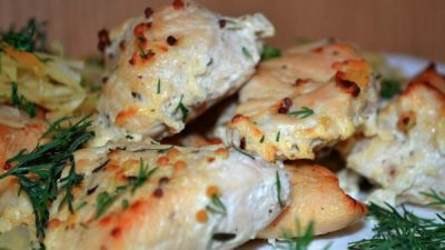 Пряная куриная грудка в кефире