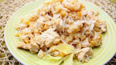 Ризотто с курицей, перцем и кукурузой