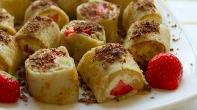 Роллы из блинов с творожной начинкой