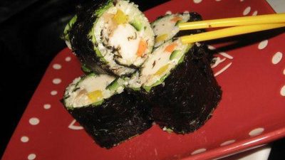 Роллы с шампиньонами и цветной капустой