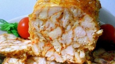 Рулет из курицы с чесноком 