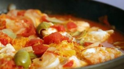 Рыбное филе с оливками и апельсинами