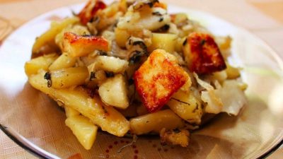 Сабджи с капустой, картофелем и паниром