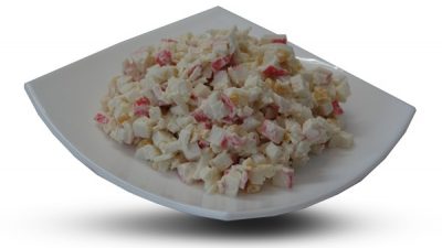 Салат из крабовых палочек с кукурузой