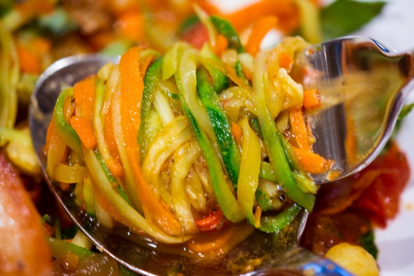 Вкусный салат из кабачков на зиму, рецепт с фото пошагово